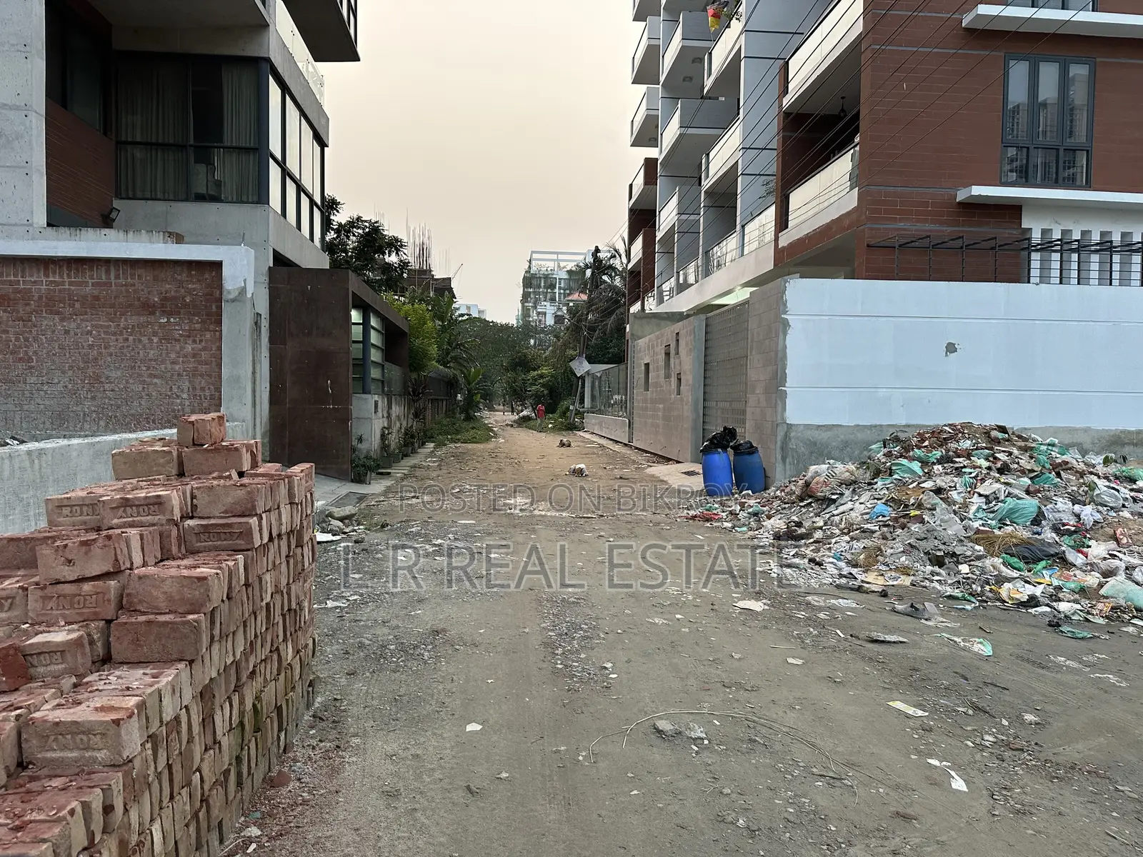 Block-L, 5-Katha, South-Facing, Near Purbachal 300' Road, Bashundhara R/A in Basundhara