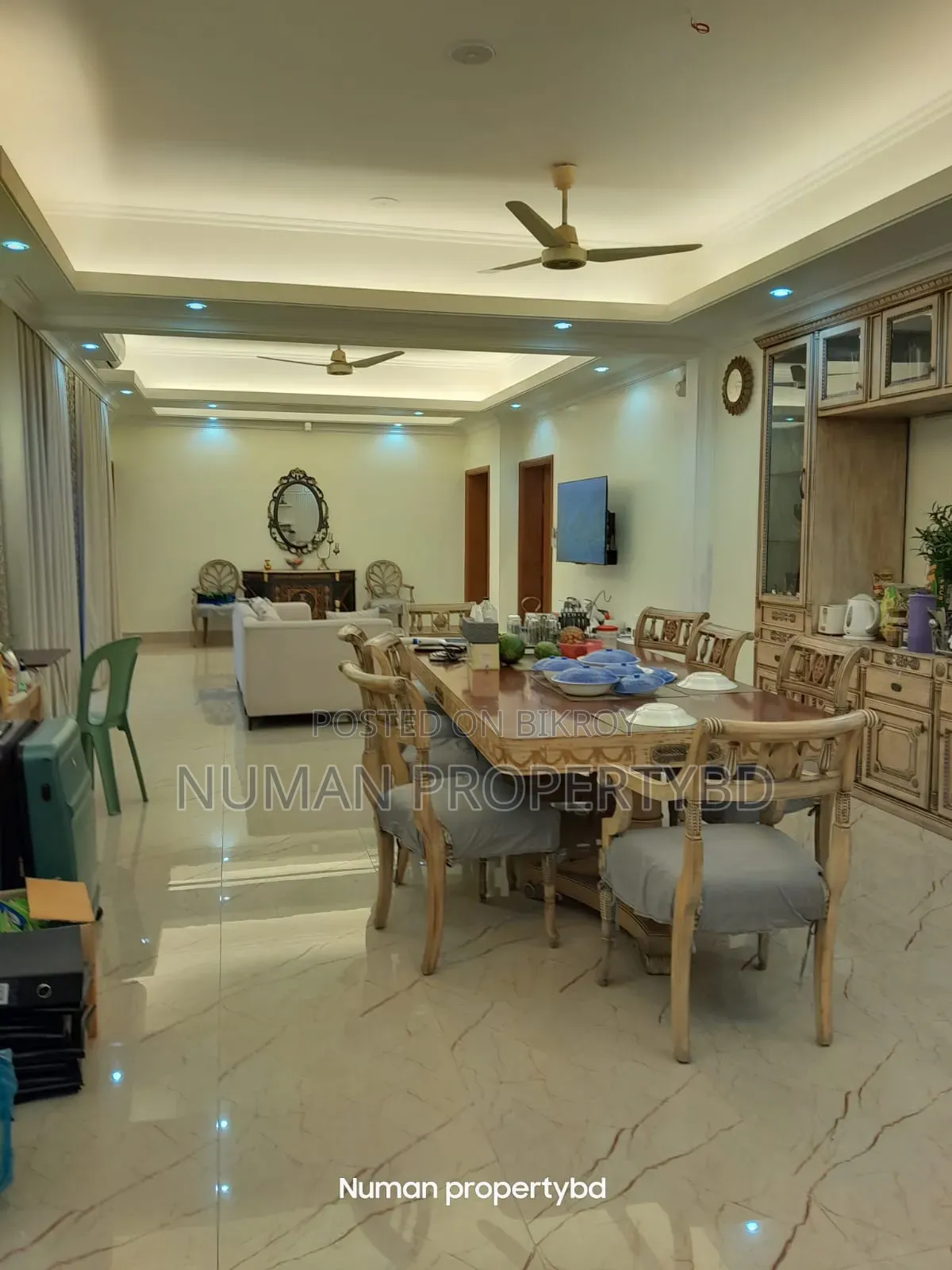4-bedroom Apartment in Numan Property Bd, Basundhara for Sale in Basundhara