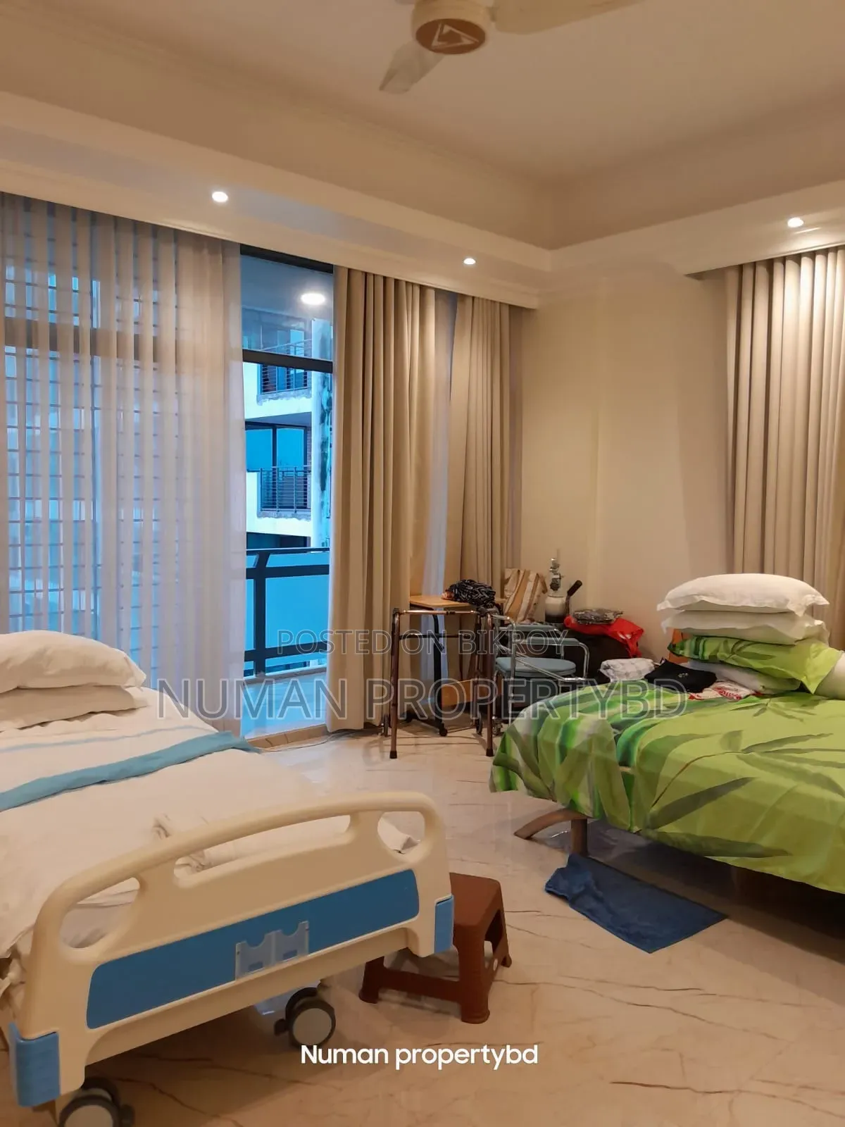 4-bedroom Apartment in Numan Property Bd, Basundhara for Sale in Basundhara