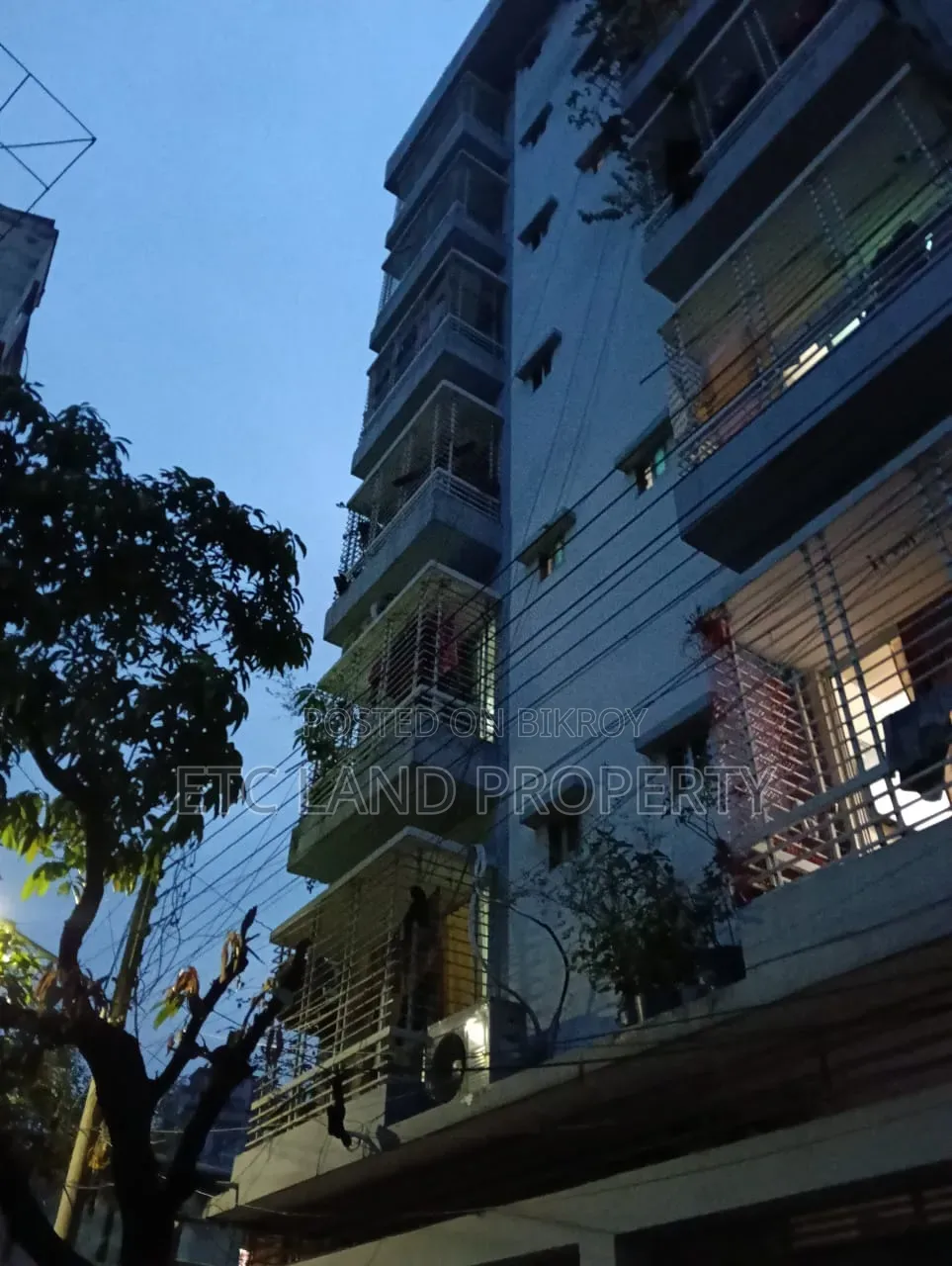 Furnished 2-bedroom Apartment in Monipur, Mirpur for Sale in Mirpur