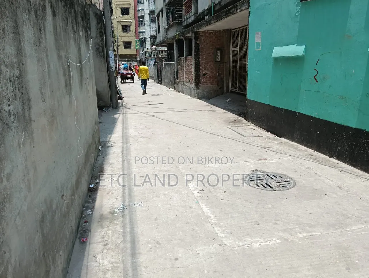 Furnished 2-bedroom Apartment in Monipur, Mirpur for Sale in Mirpur