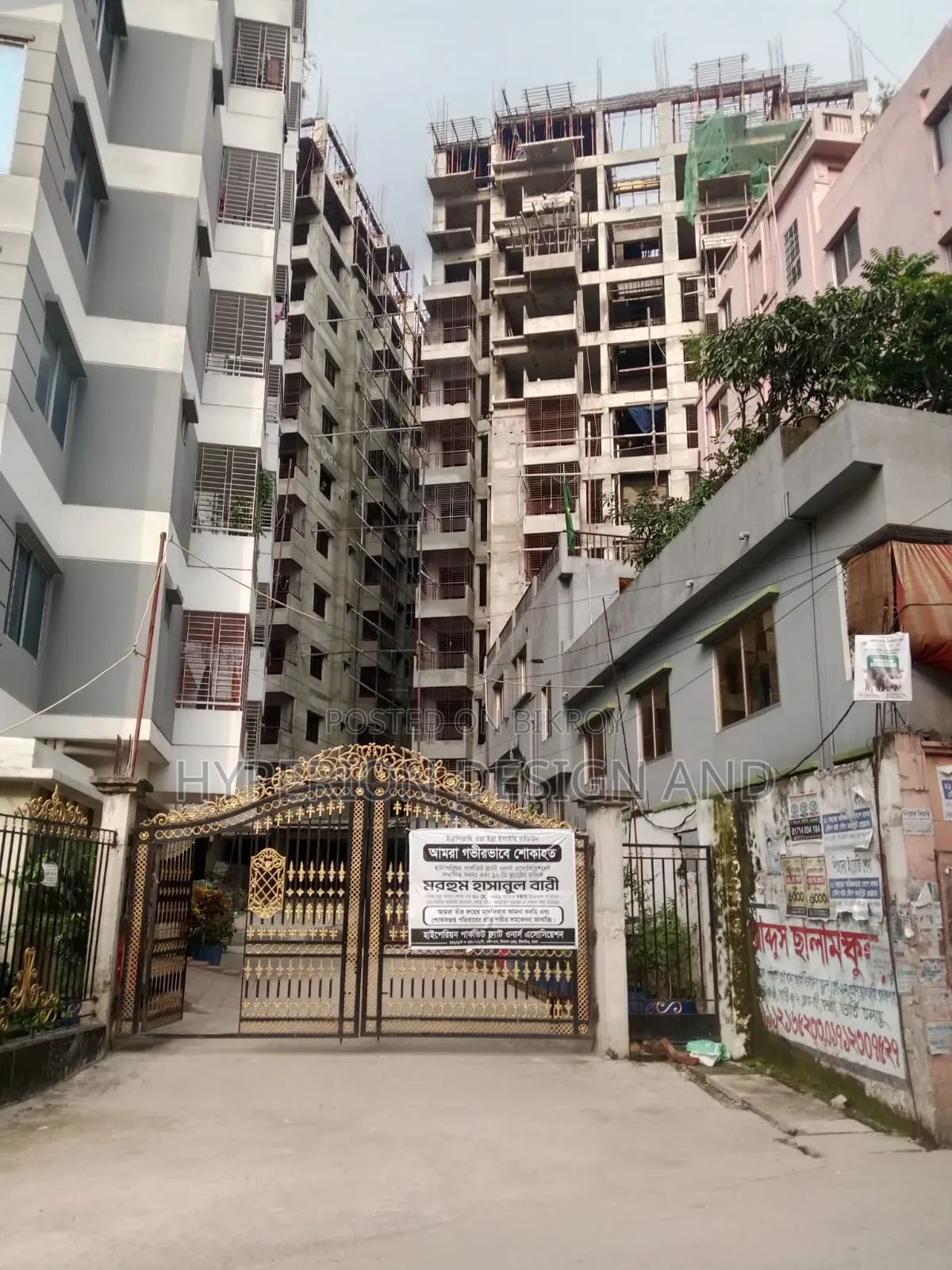 Furnished 3-bedroom Apartment in Hyperion Park View, Banasree for Sale in Banasree