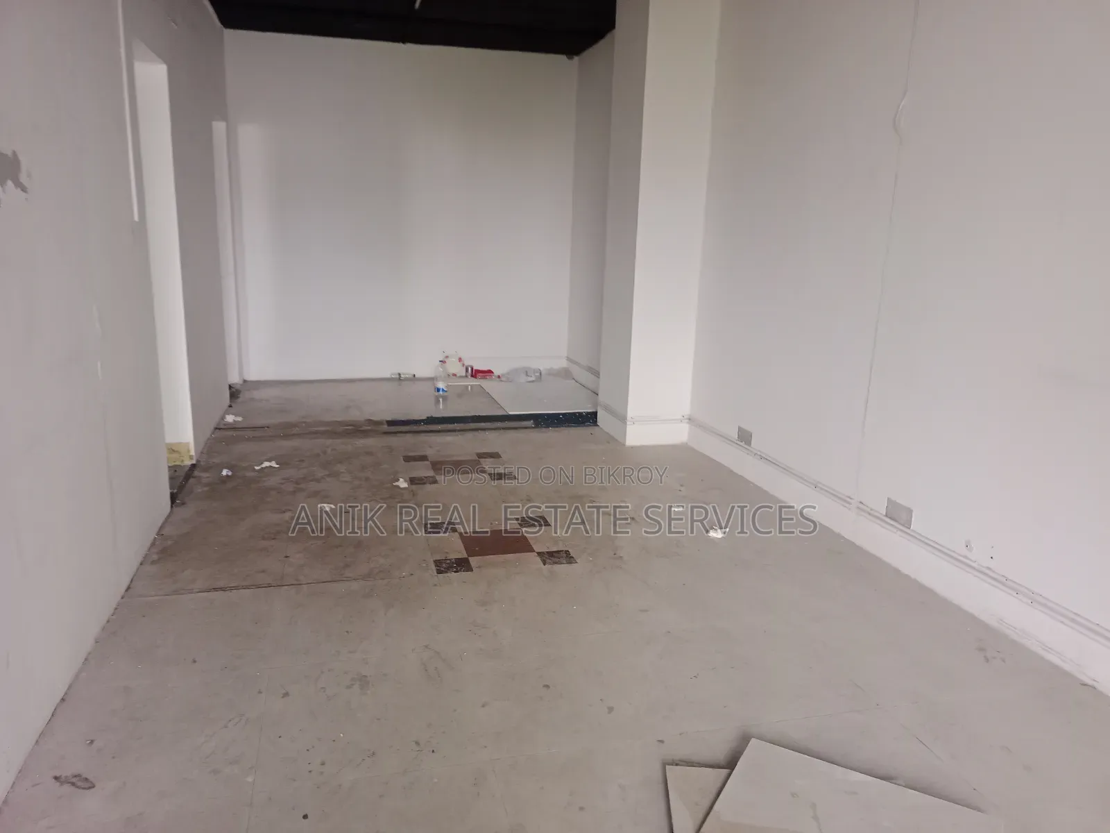 Commercial 2700 SFT Office Space Rent for Gulshan Avenue in Gulshan