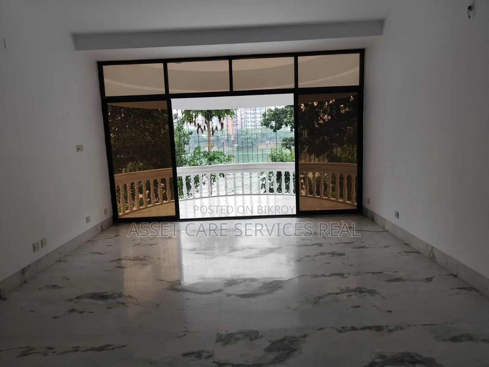4000-SQFT Lake View Office Space Rent in Gulshan in Gulshan