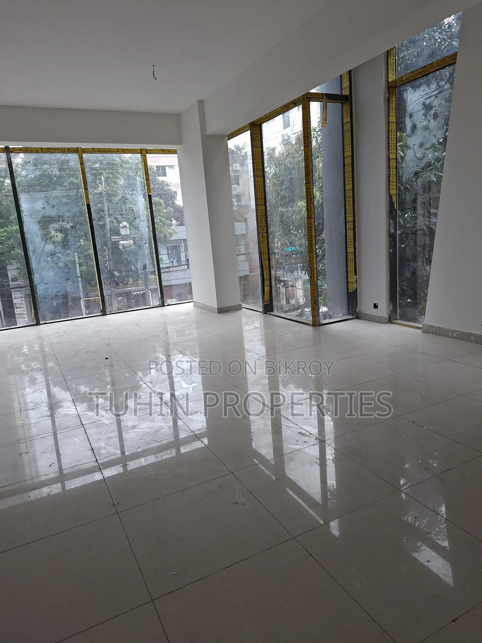 Brand New Ready Commercial Space For Sale At Banani Road No. 11 in Banani