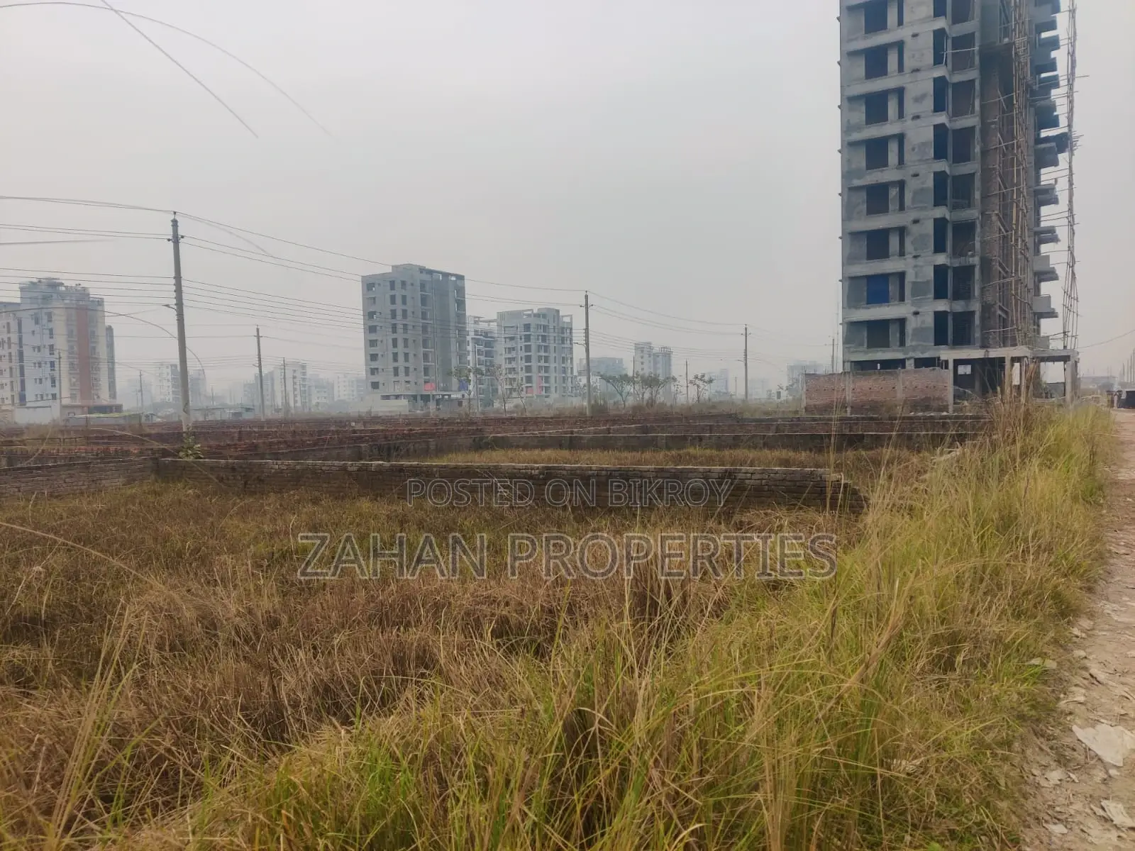 N Block 40 Katha Plot Sell South Face in Basundhara
