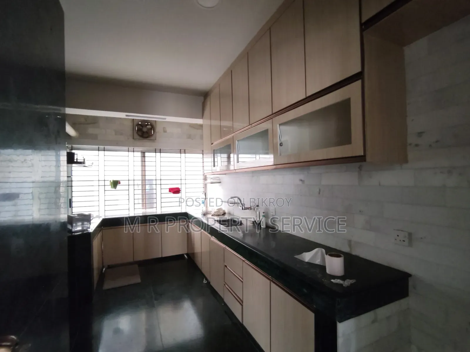 Nice 2200 SFT Office Rent Gulshan-2 in Gulshan