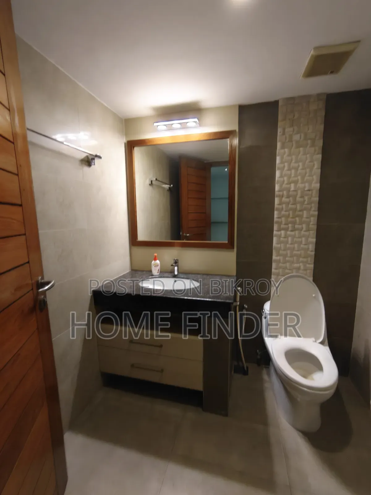 Furnished 4-bedroom Apartment in Gulshan for Rent in Gulshan