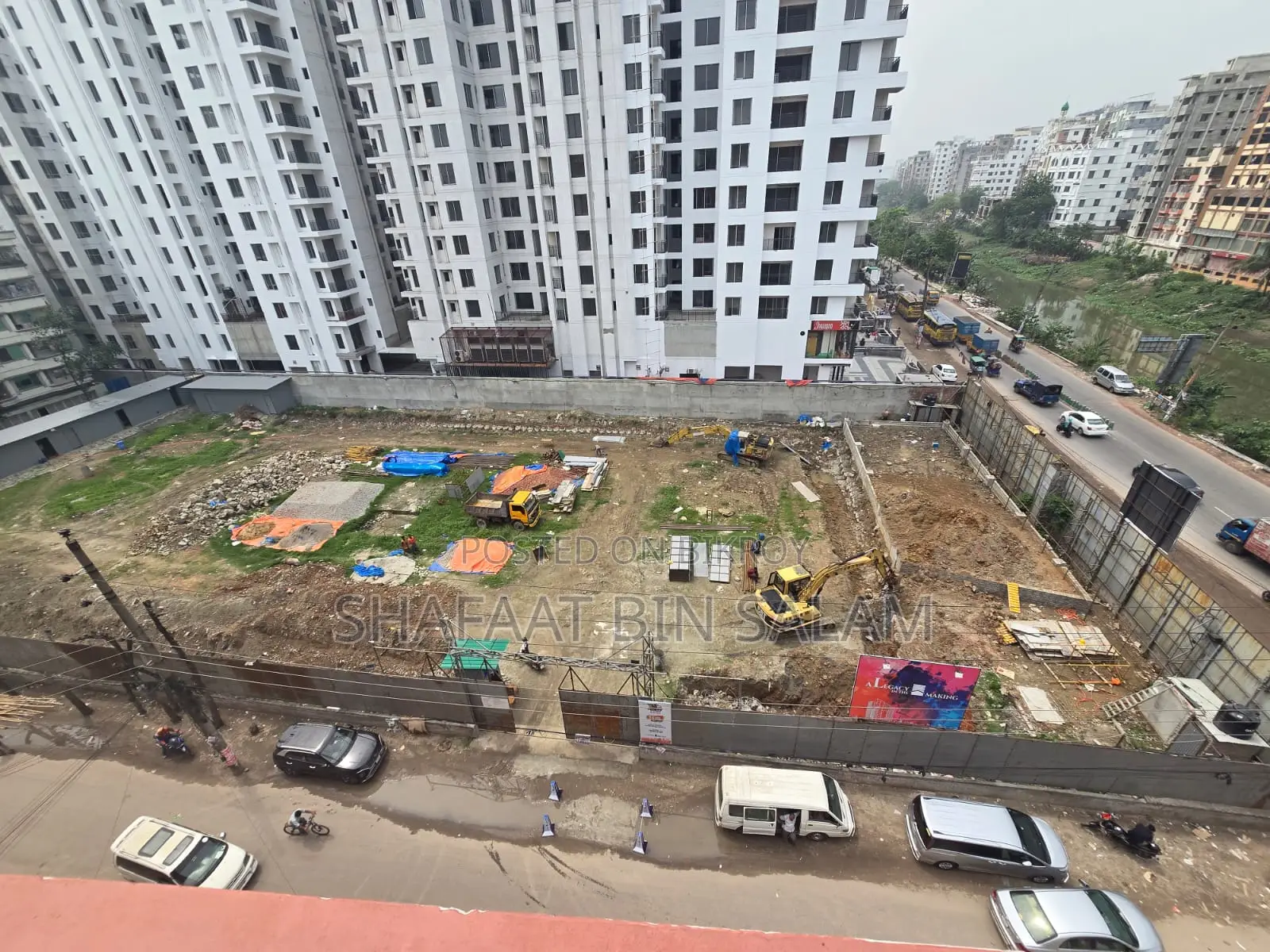 3000 SQFT Premium Showroom/Shop for Rent on Banasree Main Road in Banasree