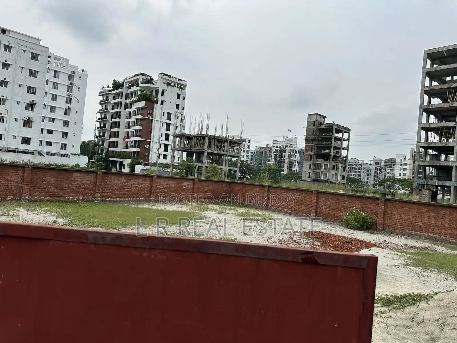 Block-I Extension, 4-Katha, South-Face, Bashundhara R/A in Bashundhara City