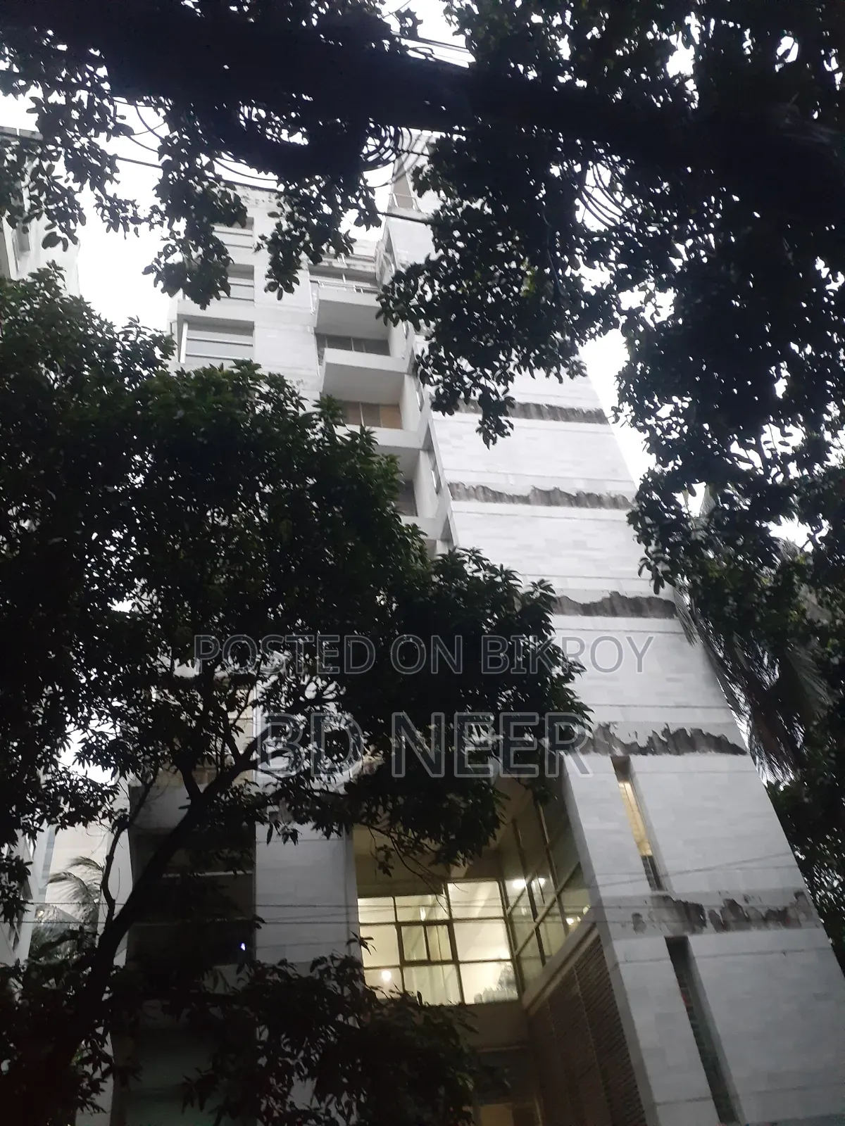 9 Storied Building Available for Rent in Gulshan-2 in Gulshan