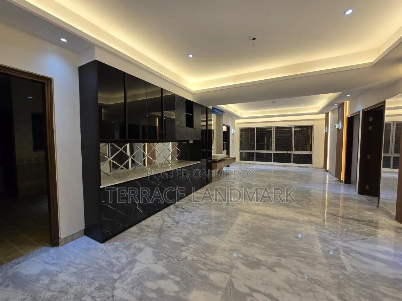 4-Bedroom Apartment in Banani for Sale in Banani
