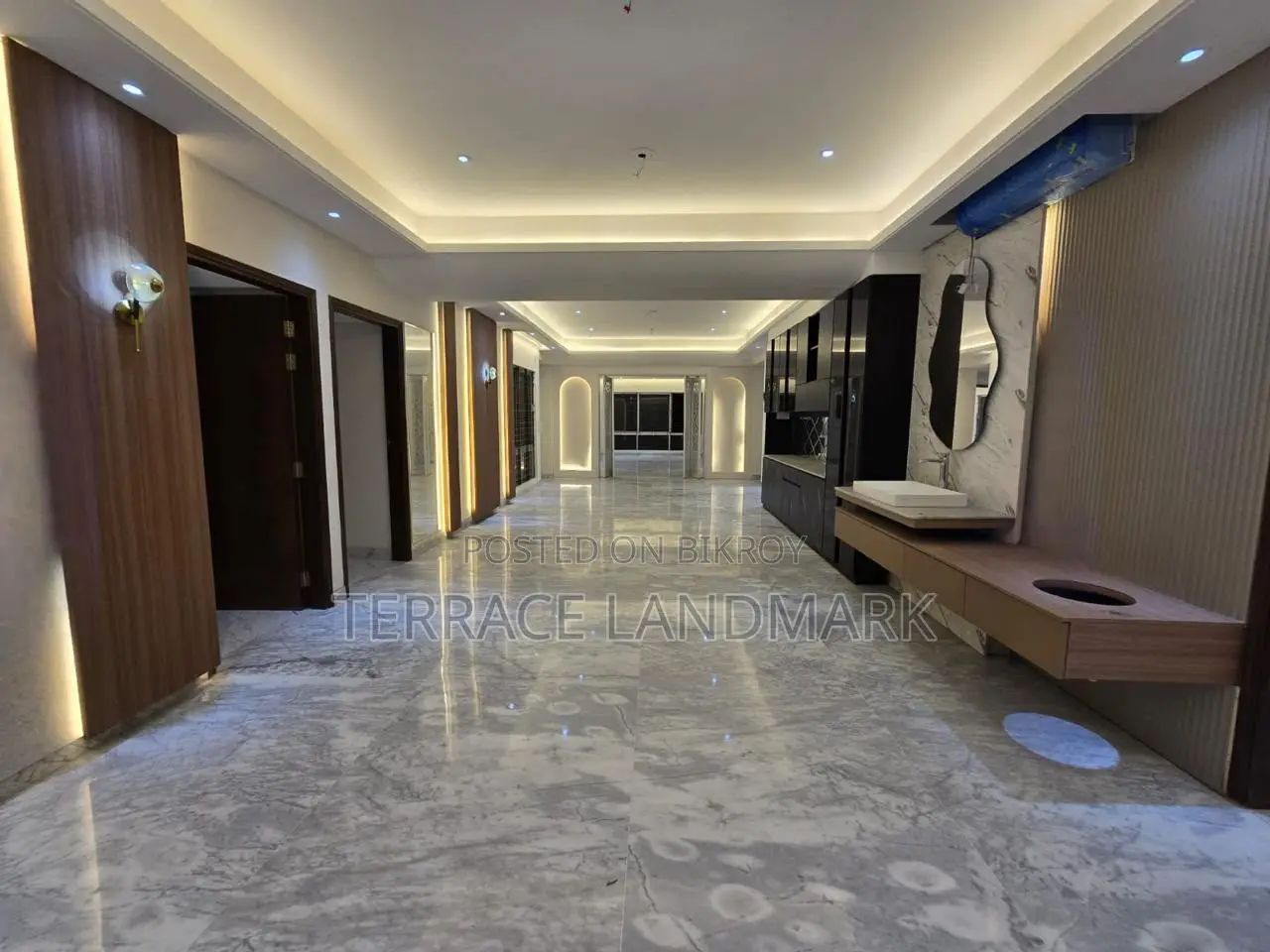 4-Bedroom Apartment in Banani for Sale in Banani