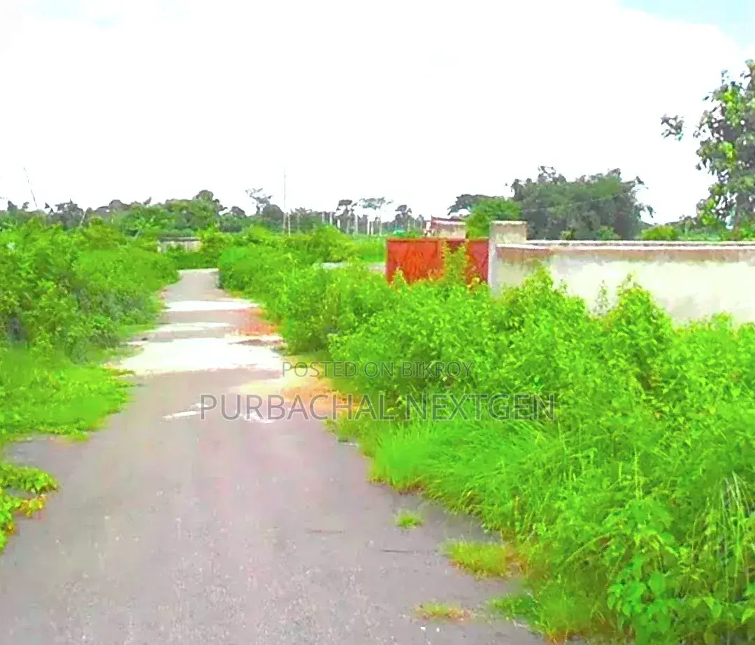 3 Katha Plot for Urgent Sale in Sector 9, Near 300 Ft Road and Lake, Purbachal in Purbachal