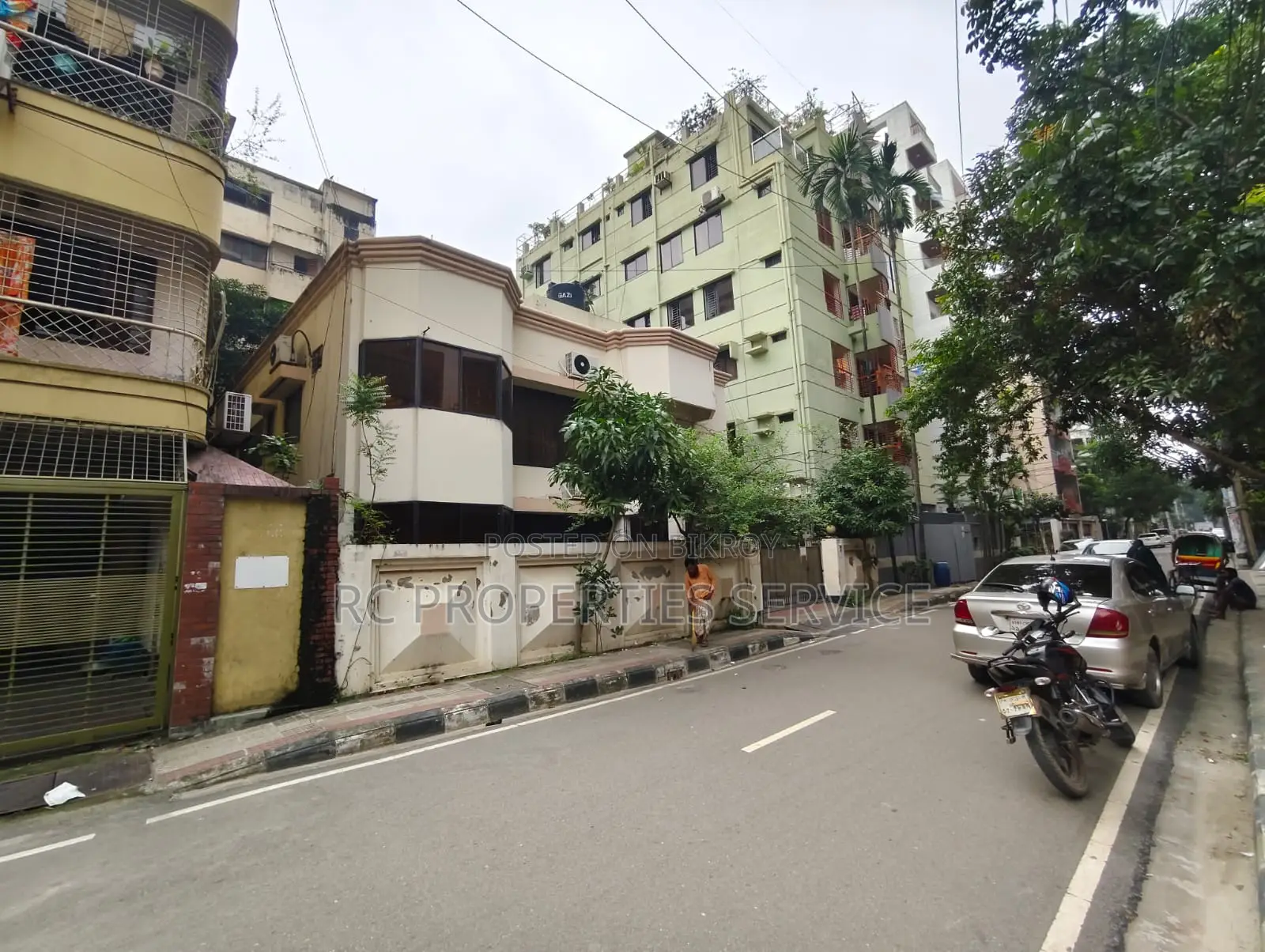 6-Bedroom House in Uttara for Sale in Uttara