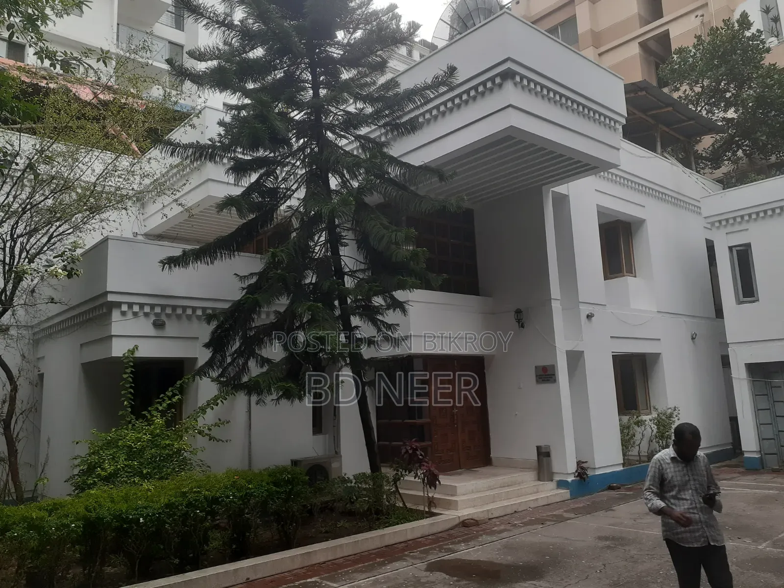 8-bedroom House in Gulshan for Rent in Gulshan