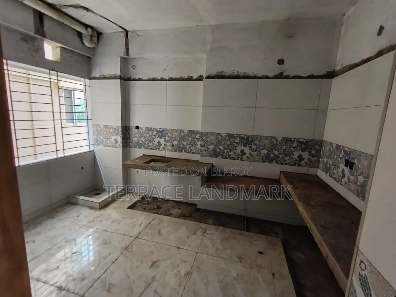 4bdrm Apartment in Basundhara for Sale in Basundhara