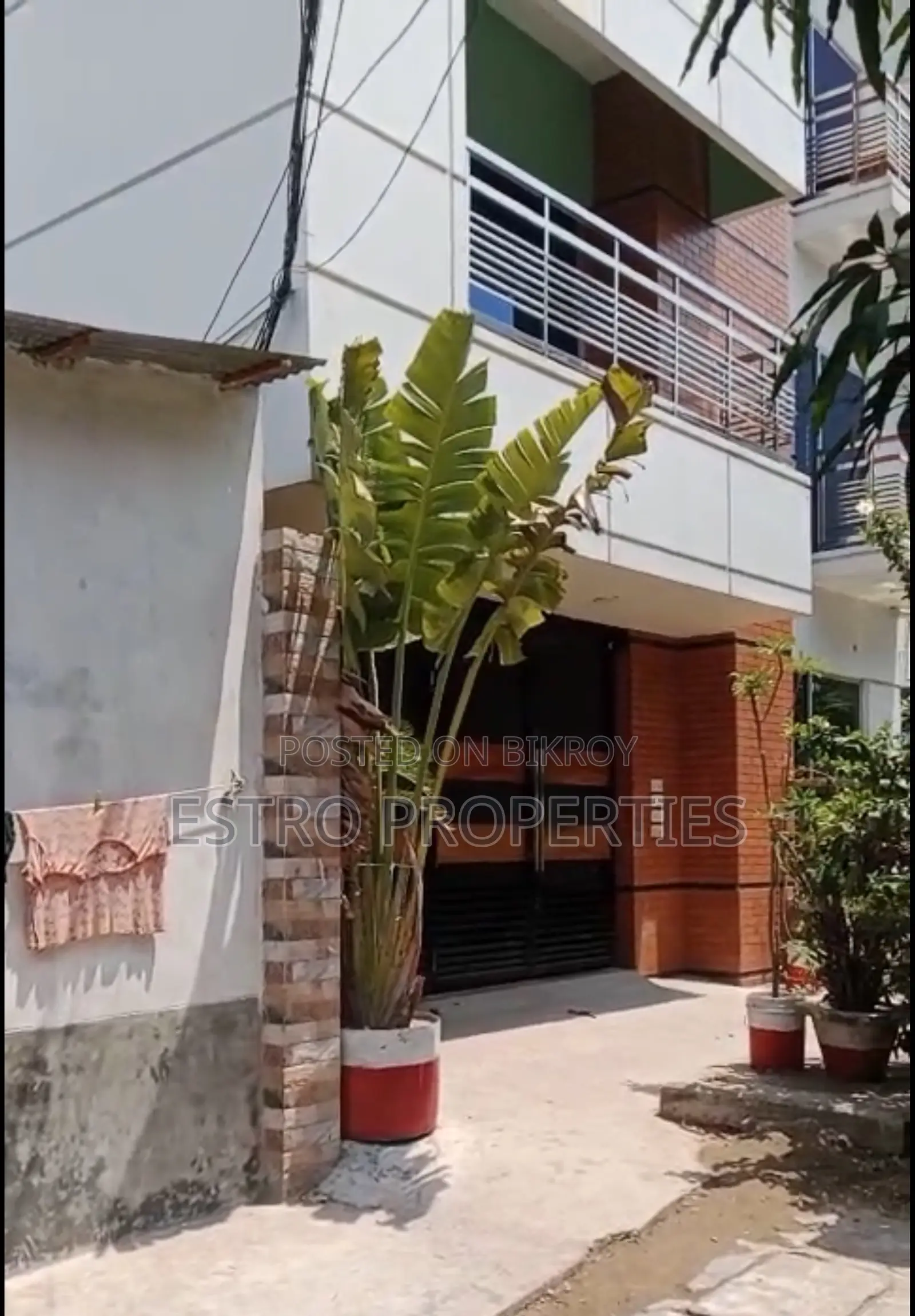 3-bedroom House in T.B. Cross Road, Khulna for Sale in Khulna