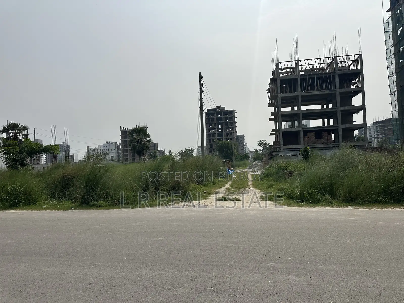 Block-M, 4-Katha, Serial- 1400, Bashundhara R/A in Bashundhara City