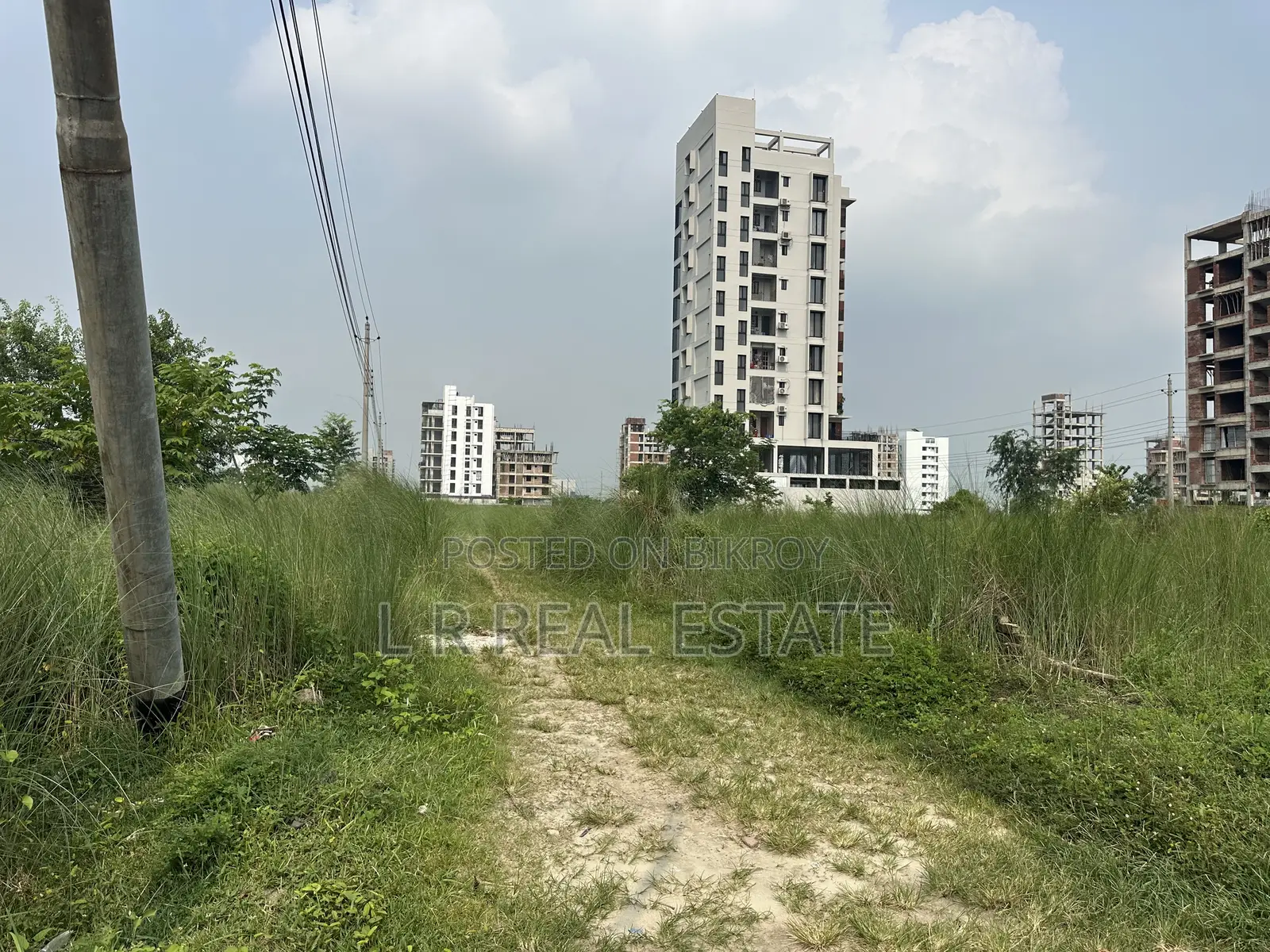 Block-M, 4-Katha, Serial- 1400, Bashundhara R/A in Bashundhara City