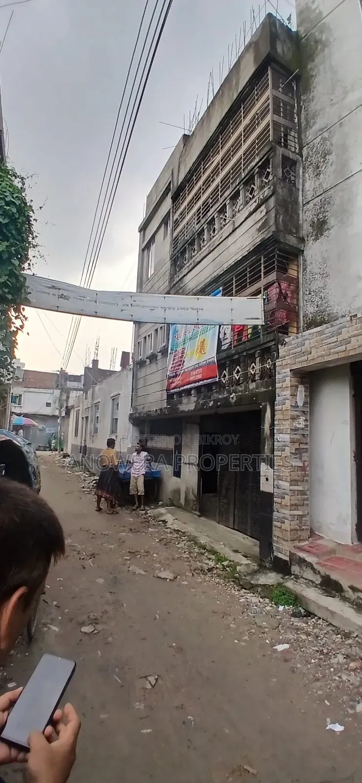 3-bedroom House in Uttara for Sale in Uttara