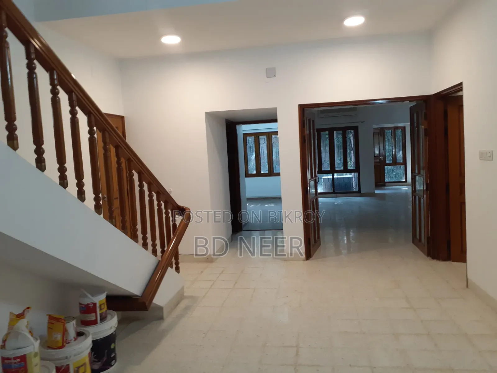 Duplex Commercial Office Space for Rent in Gulshan-2 in Gulshan