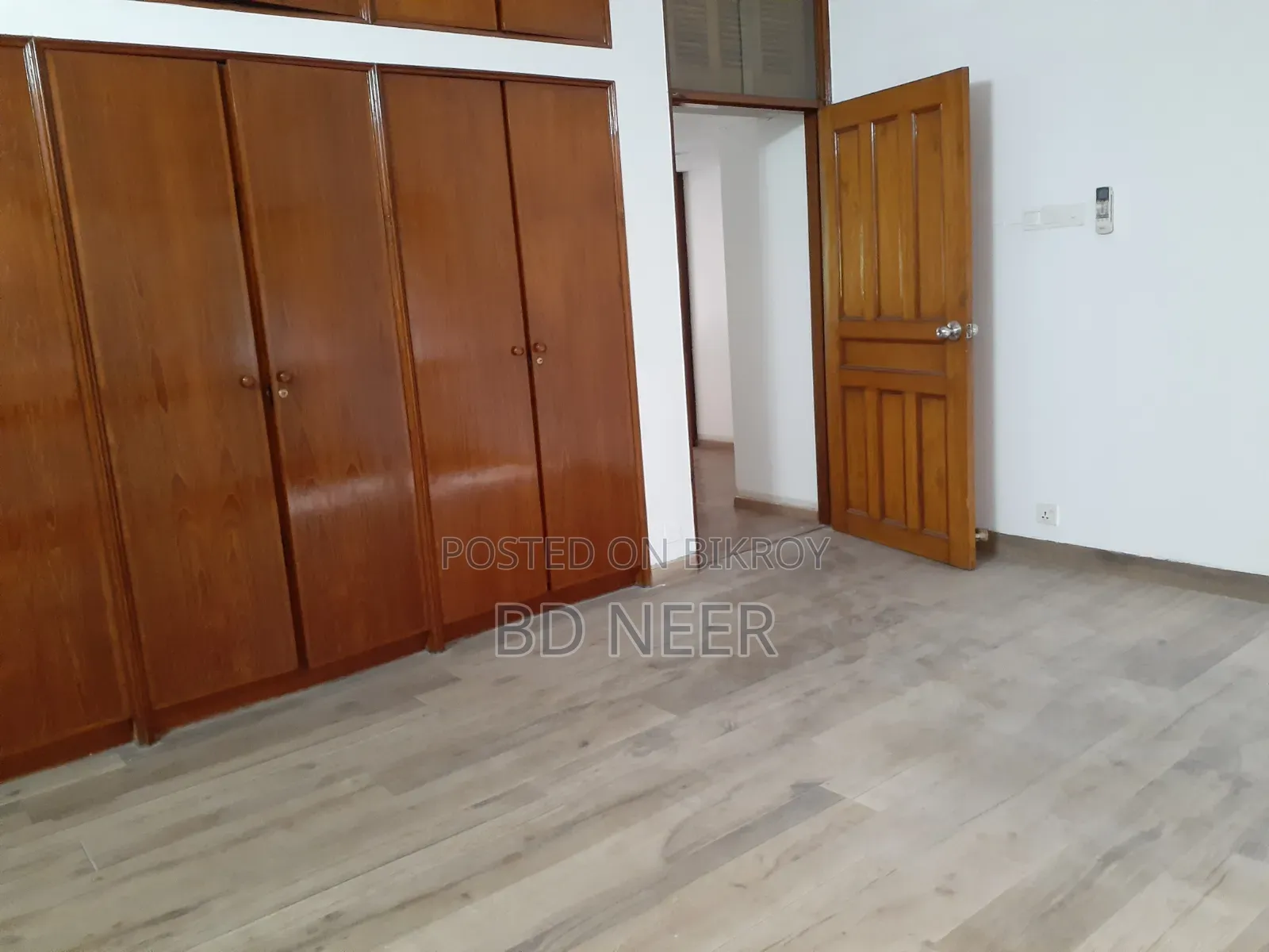 Duplex Commercial Office Space for Rent in Gulshan-2 in Gulshan
