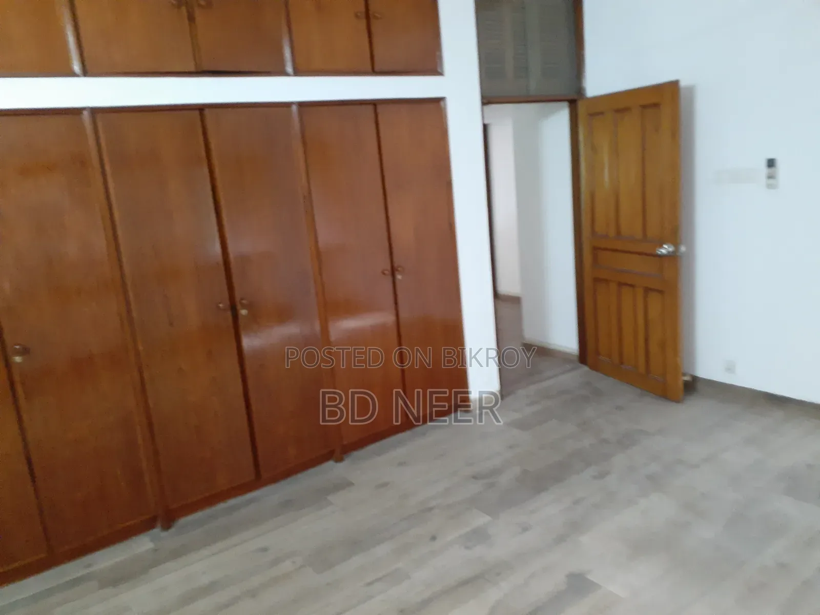 Duplex Commercial Office Space for Rent in Gulshan-2 in Gulshan