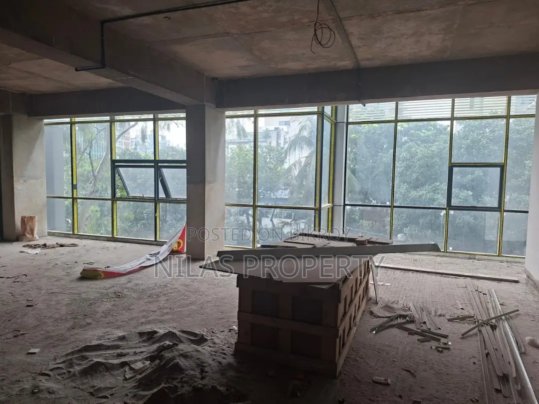 Prominent 2nd Floor Commercial Space Rent in Gulshan