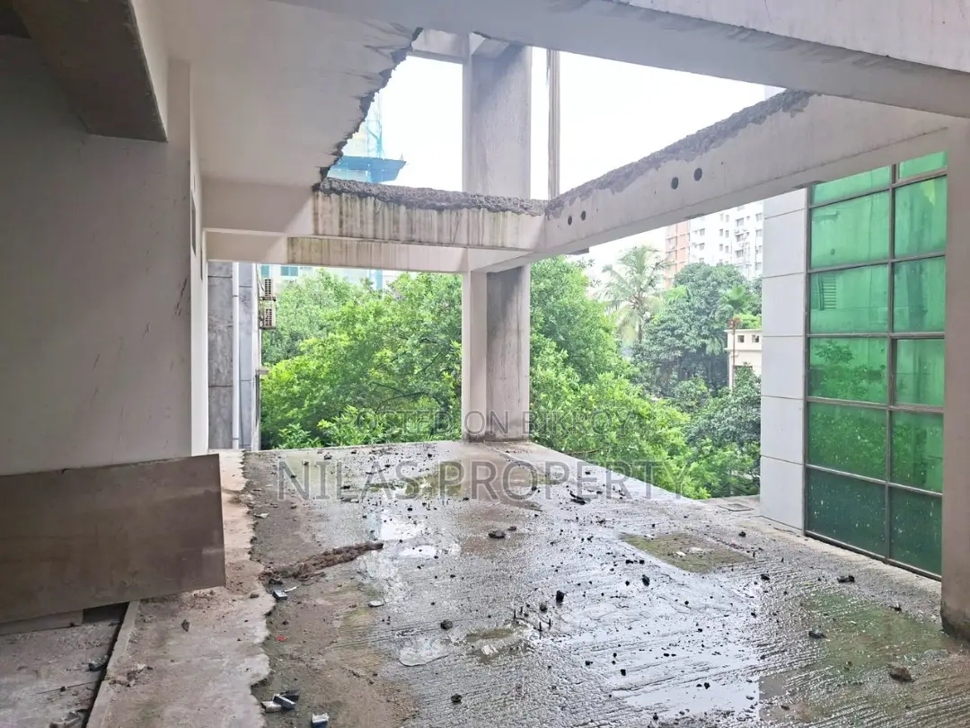 Prominent 2nd Floor Commercial Space Rent in Gulshan