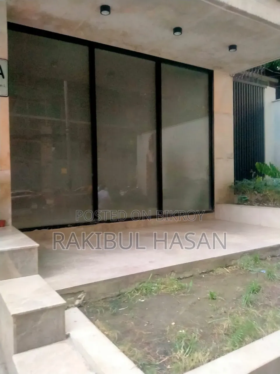 1000 SFT Ground Floor Coffee Shop/ Showroom Rent in Gulshan in Gulshan