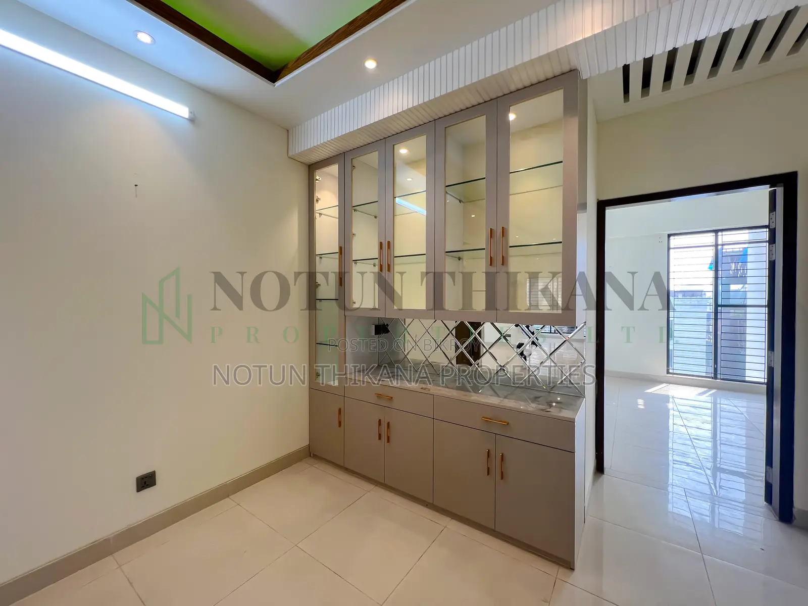 3-Bedroom Apartment in Bashundhara City for Rent in Bashundhara City