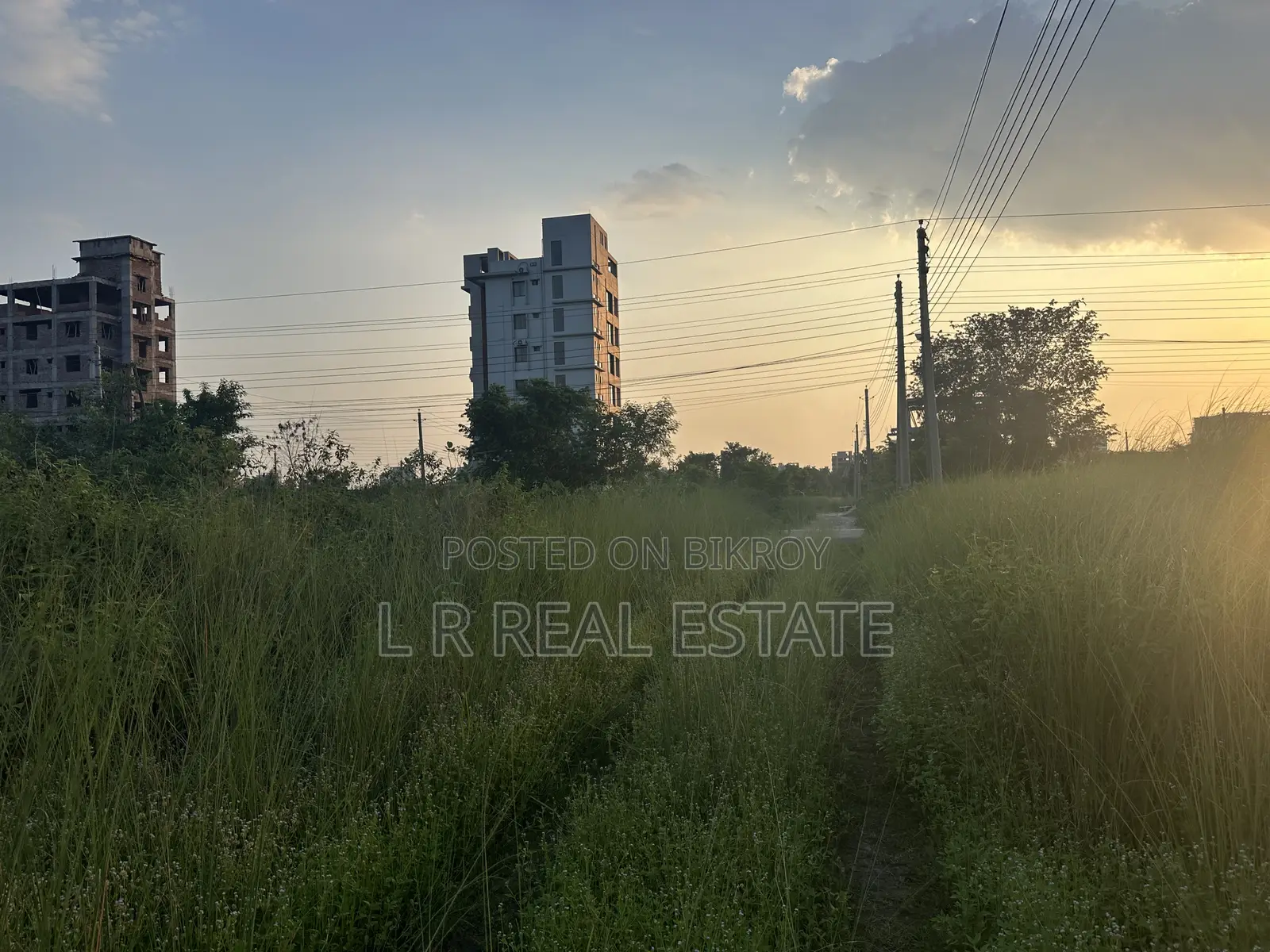 N-Block, 3-Katha, 3200-Serial, Urgent Plot Sale, Bashundhara R/A in Bashundhara City