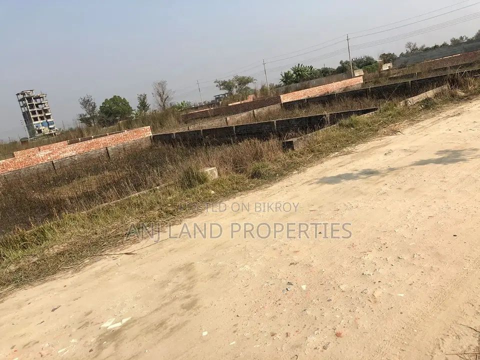 P-Block 5-Katha Plot Sale Near Madane Road in Basundhara
