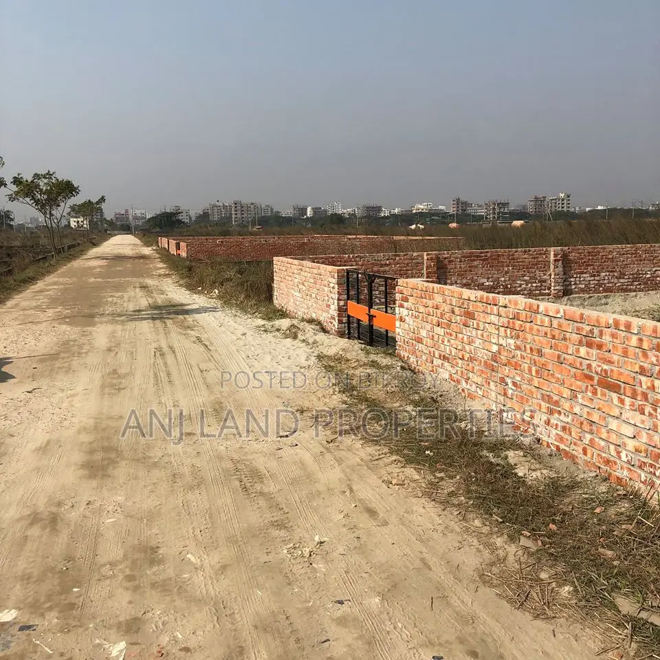 P-Block 5-Katha Plot Sale Near Madane Road in Basundhara
