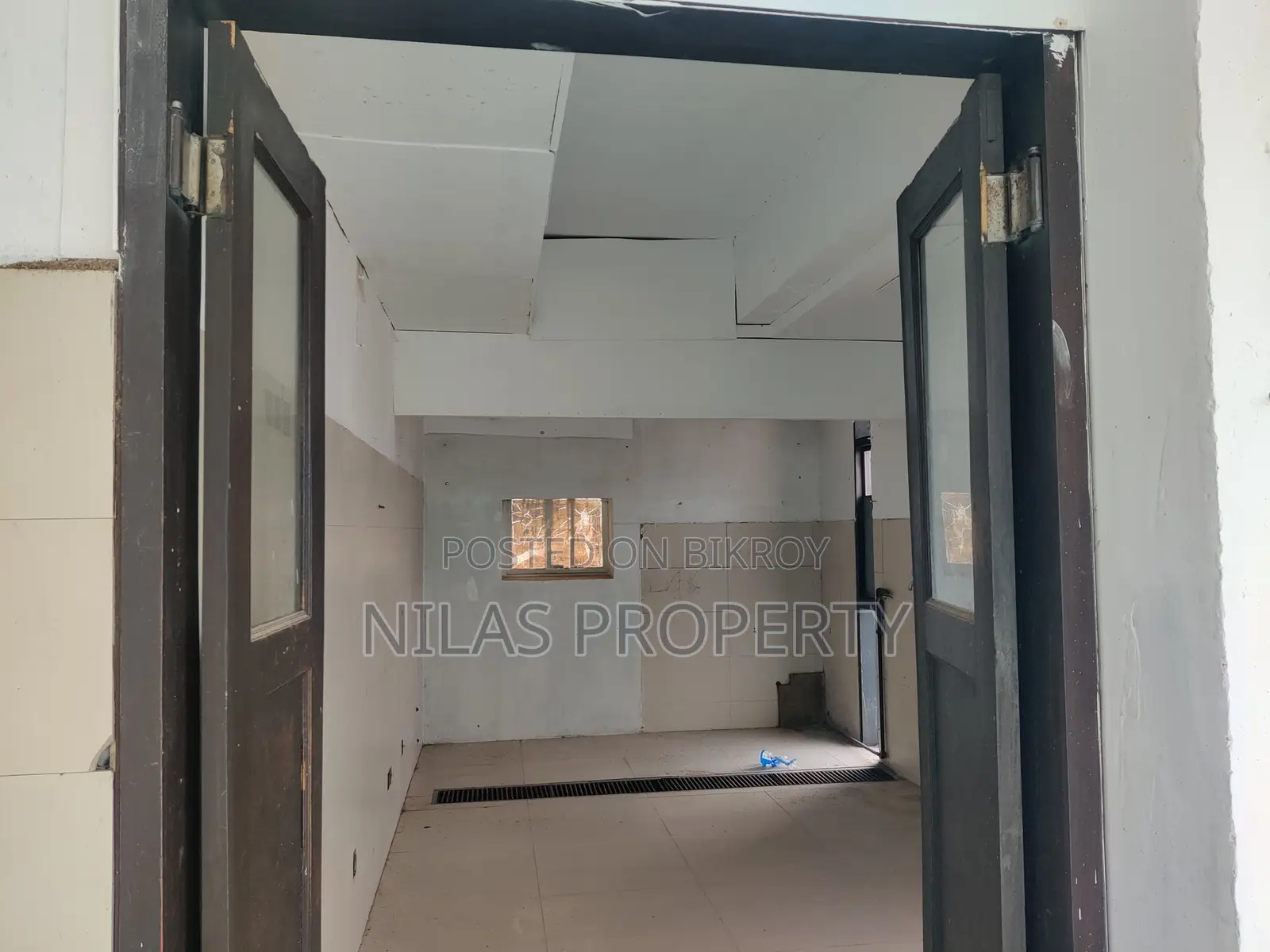 Commercial Space 2335 SFT Sale in Dhanmondi in Dhanmondi