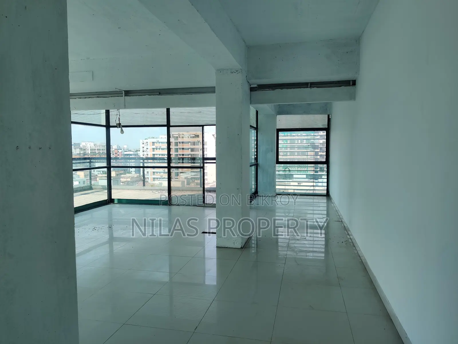 Commercial Space 2335 SFT Sale in Dhanmondi in Dhanmondi