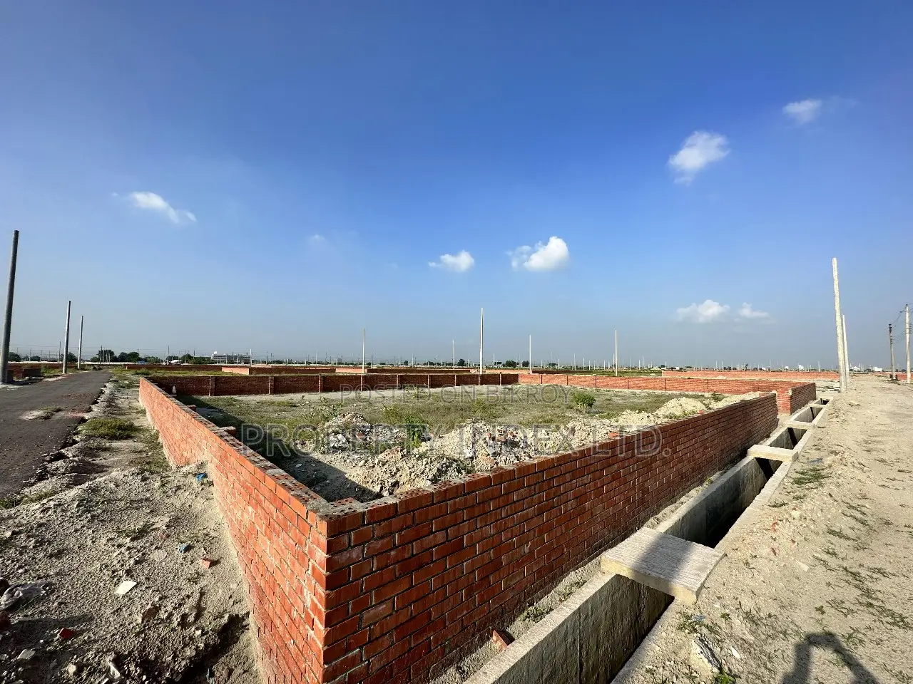 30 Katha Land for Sale in Bashundhara, Block N in Basundhara
