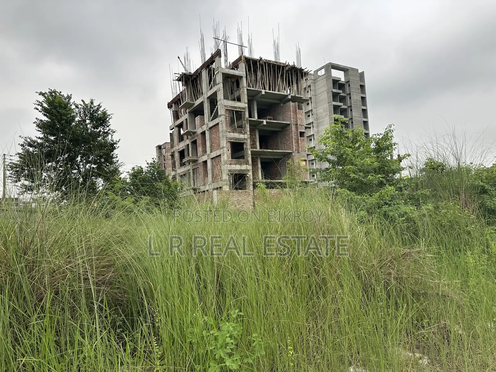 Block-M, 5-Katha, Plot Urgent Sale, Bashundhara R/A in Bashundhara City