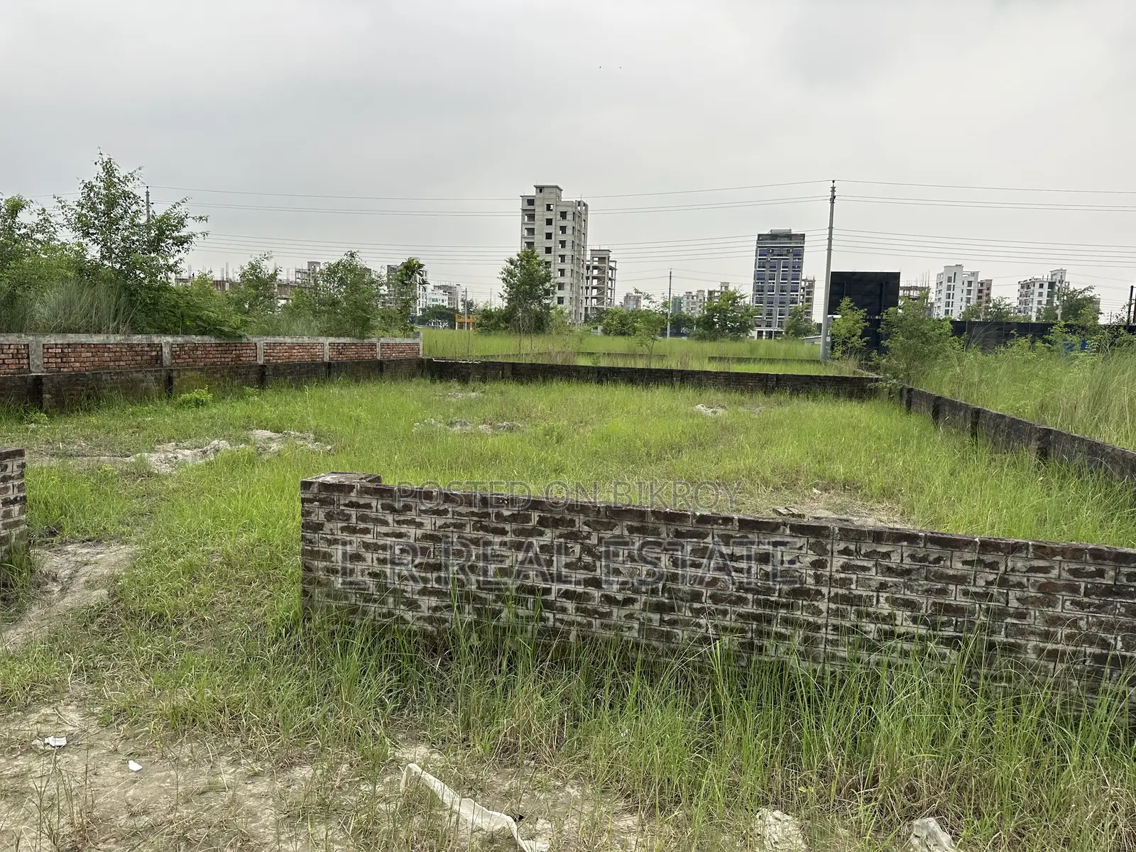 Block-M, 5-Katha, Plot Urgent Sale, Bashundhara R/A in Bashundhara City