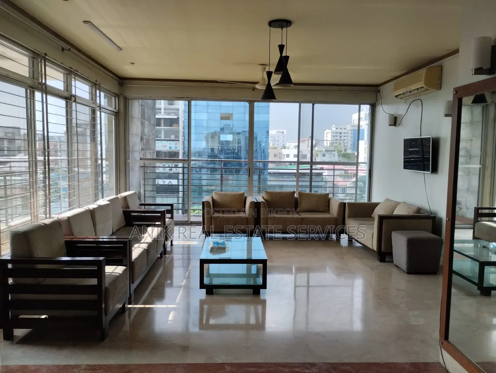 Furnished 4-Bedroom Apartment in Anik Real Estate, Gulshan for Rent in Gulshan