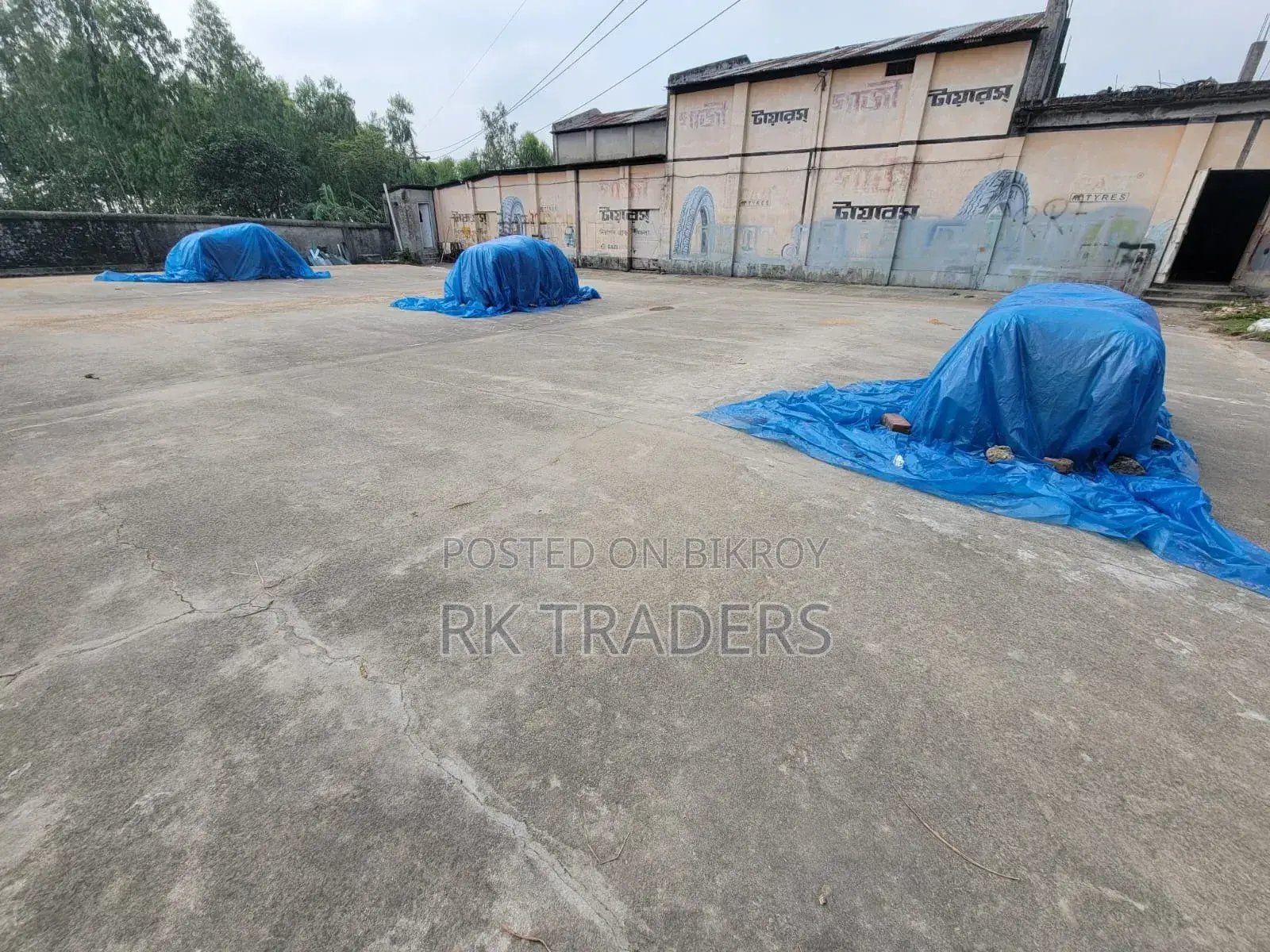 Land for sale next to the main road in a prime location in the city in Fulbari