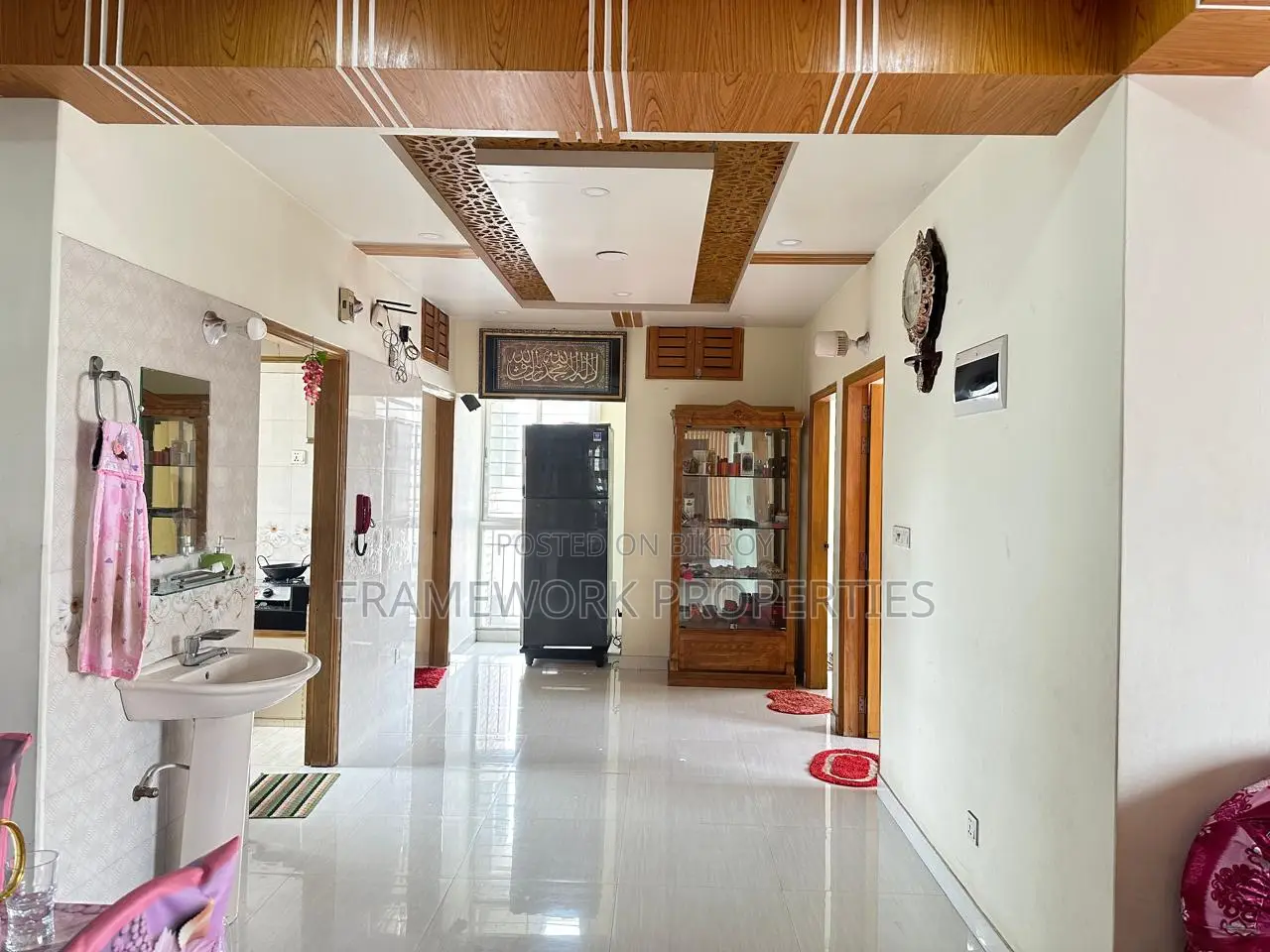 3-Bedroom Apartment in Malibag for Sale in Malibag