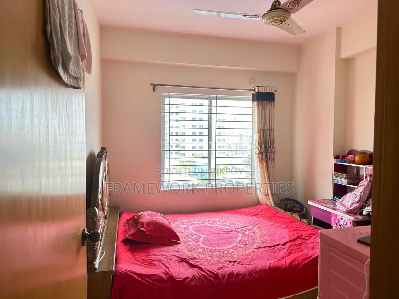 3-Bedroom Apartment in Malibag for Sale in Malibag