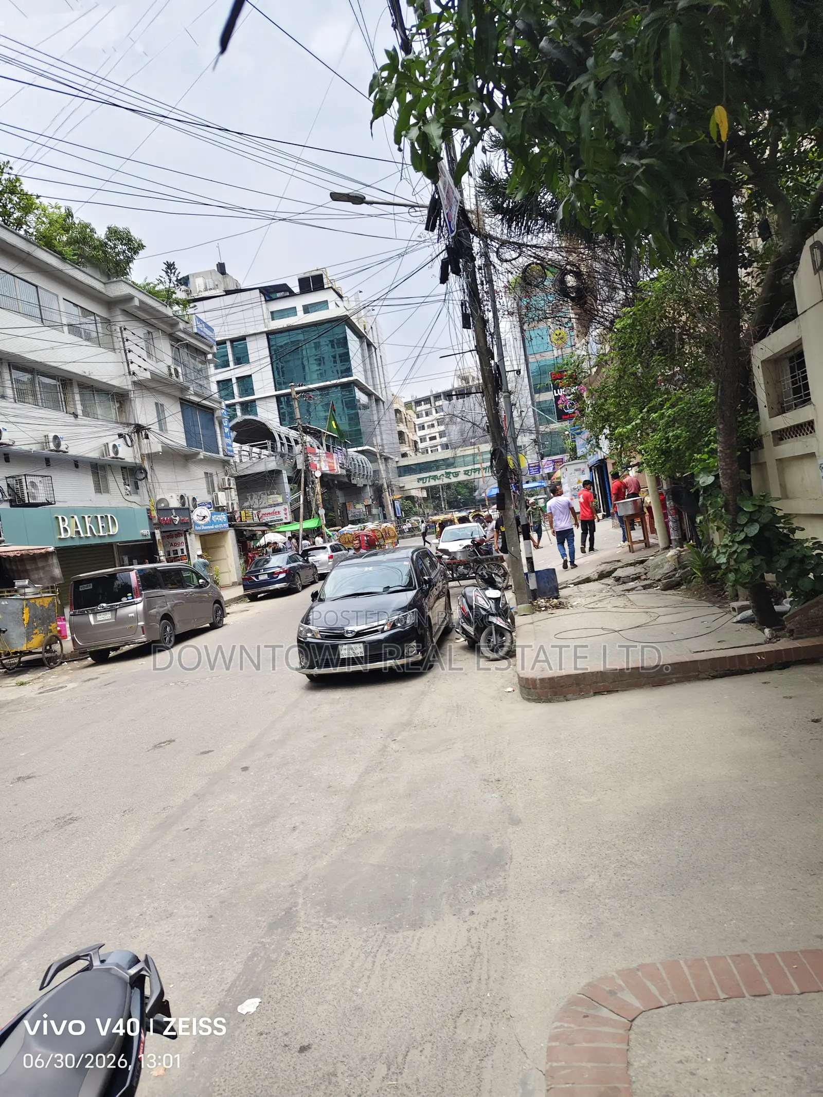3-bedroom Apartment in Dhanmondi 4 for Sale in Dhanmondi
