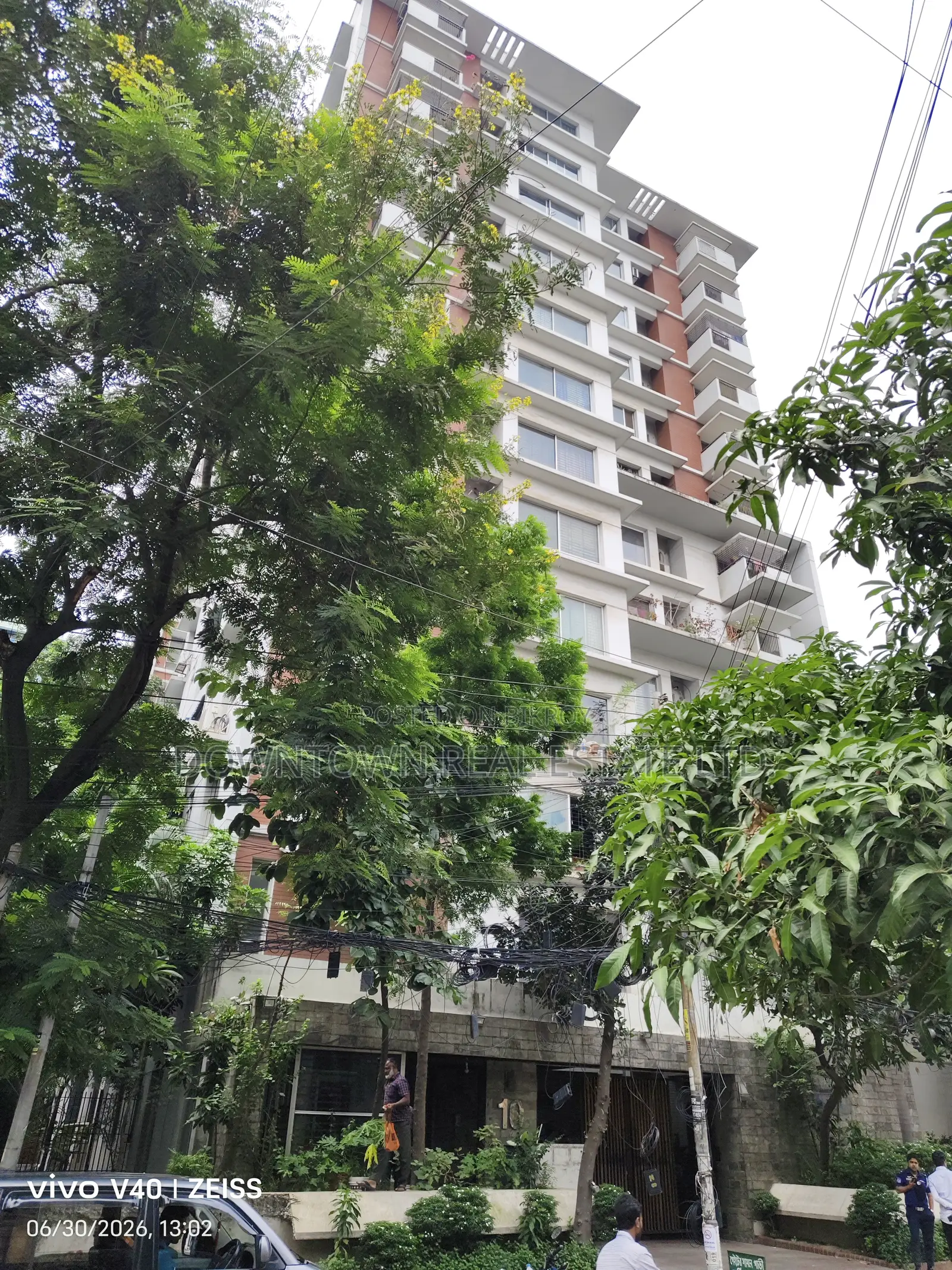 3-bedroom Apartment in Dhanmondi 4 for Sale in Dhanmondi