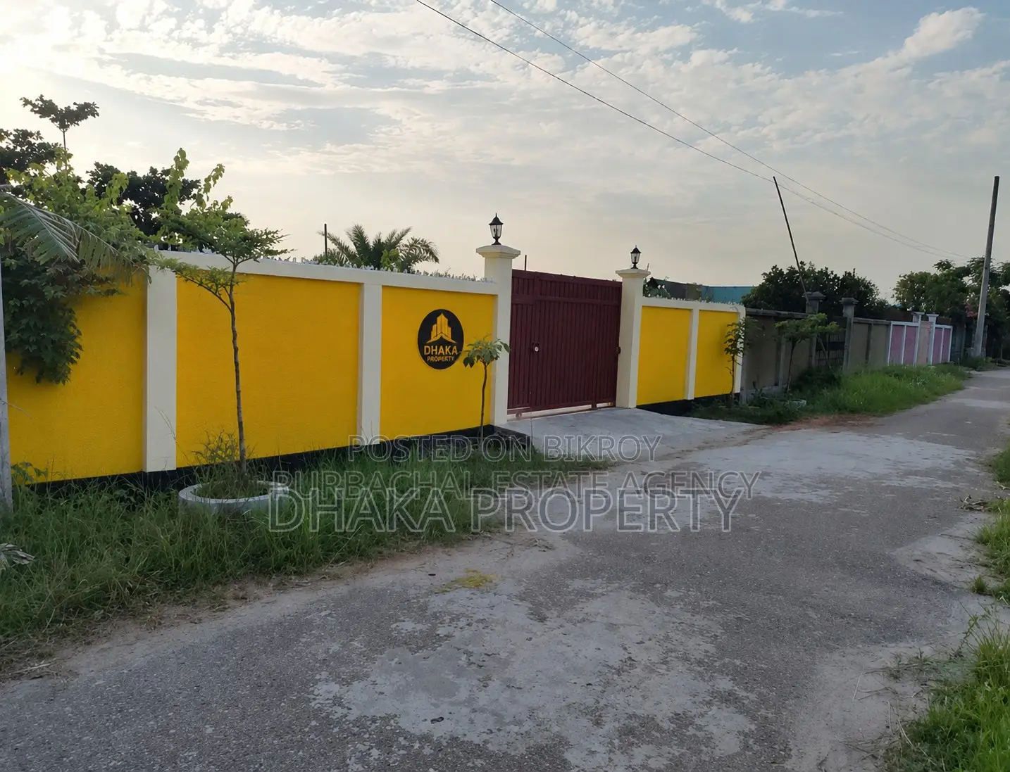 300ft Road Zora 20 Katha South at Sector-9 in Purbachal