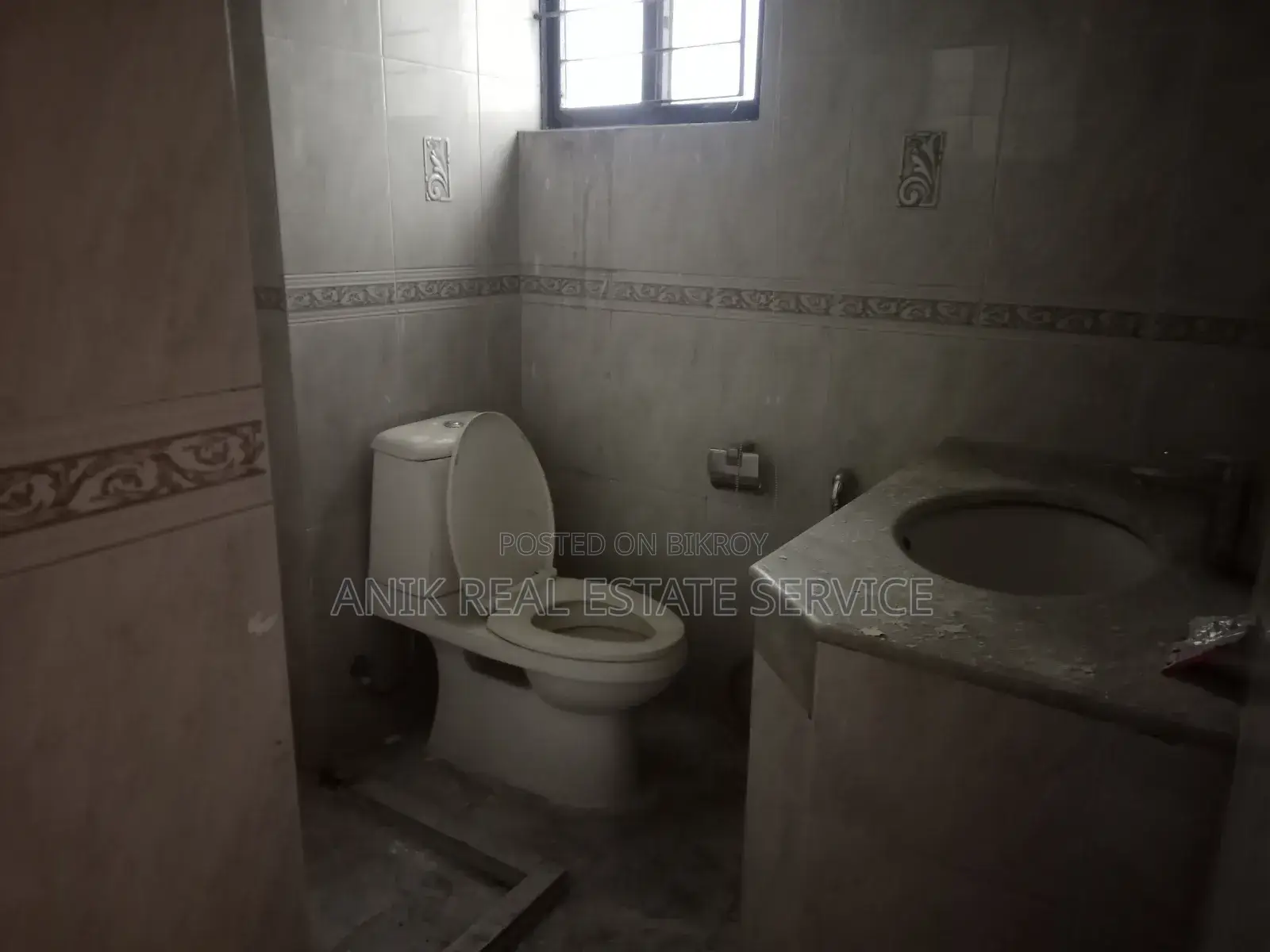 3500 SFT Office Space Rent at Gulshan 2 in Gulshan