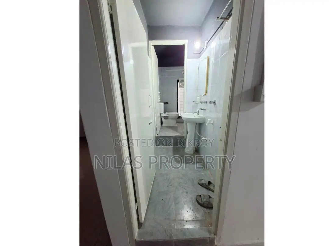 Office/Training Center Space Rent in Right Area in Dhanmondi