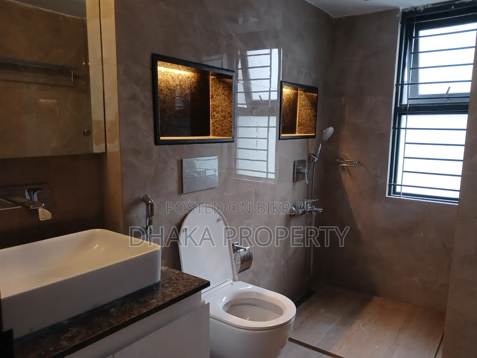 4-bedroom Apartment in Suvastu, Baridhara for Sale in Baridhara